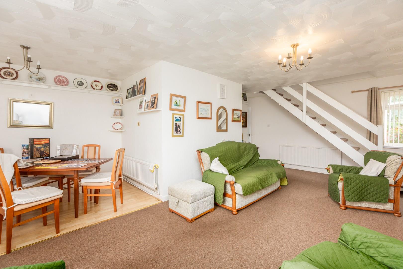 Whitestone Avenue, Bishopston, Murton, Swansea, SA3 3DA
